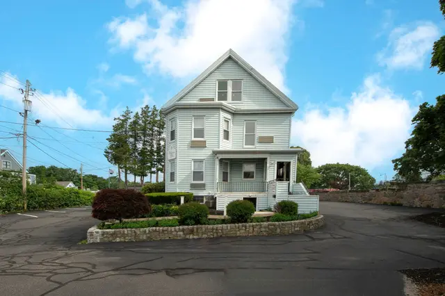 8 Washington Place
