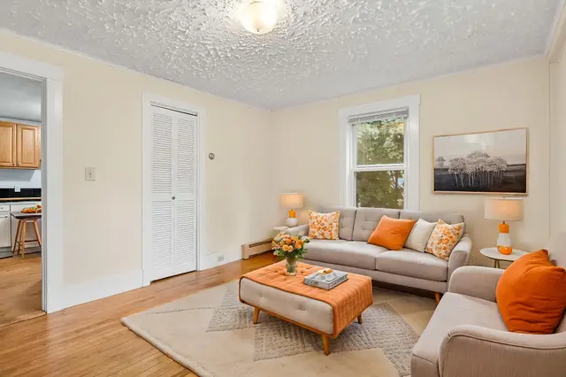22-26 Waltham St #B3