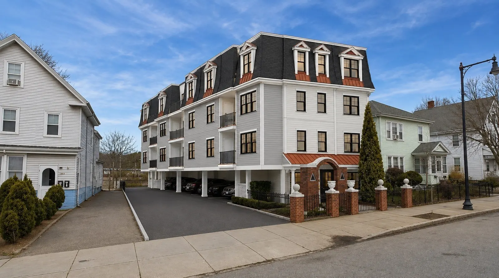 1015 Hyde Park Ave, Boston