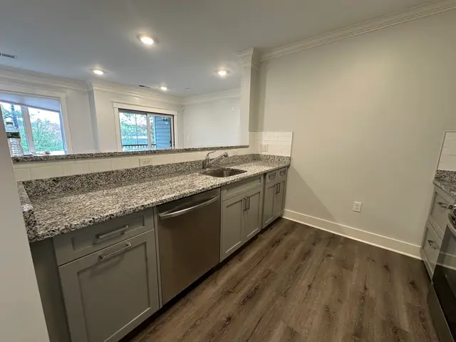 18 Hennery Way #18J