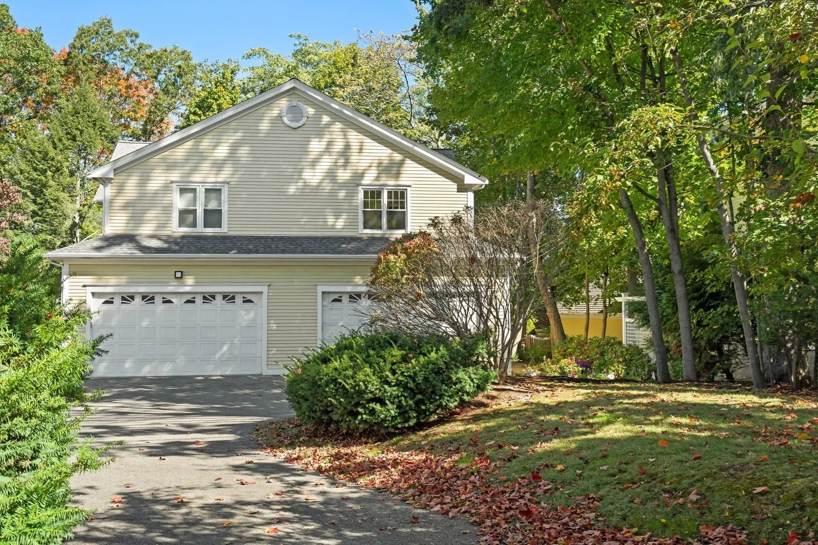 23-25 Woodbine St #23, Newton