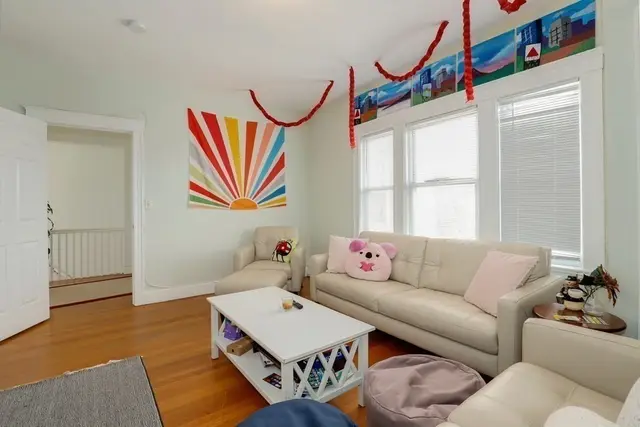 62 Algonquin Rd ##1