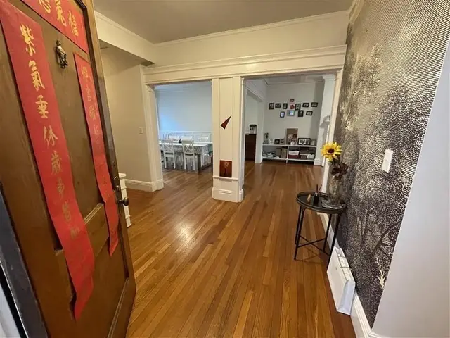 183 Babcock Street #3