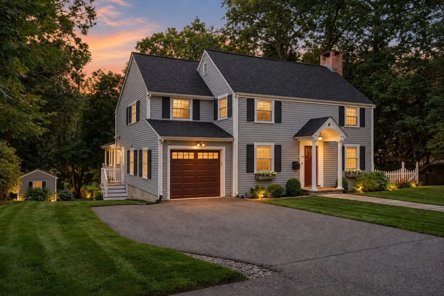 42 Sheridan Rd, Wellesley