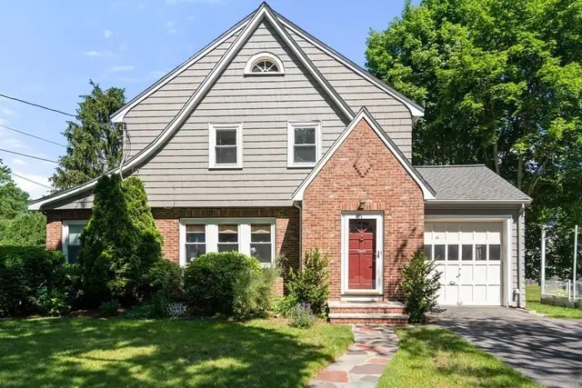 11 Hallron Rd #11