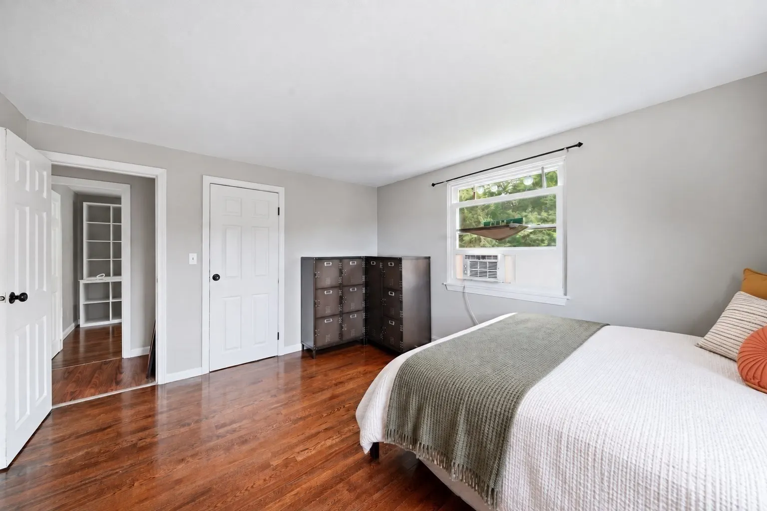 137 John A Dunn Memorial Dr #5, Rockland
