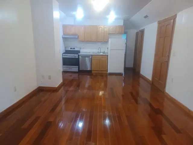 13 Tabor Pl #2