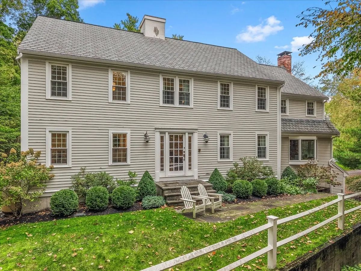 19 Whitney Woods Lane, Cohasset