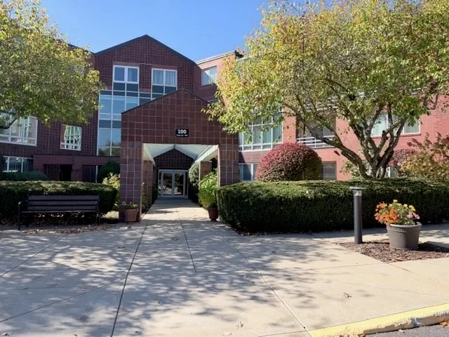 380 Place Lane #380, Woburn