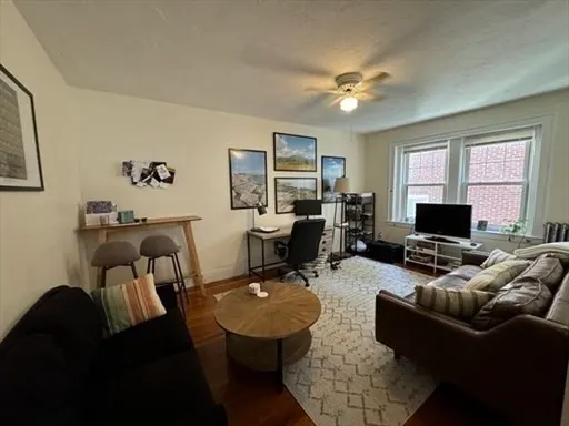 588 Washington St #2, Brookline