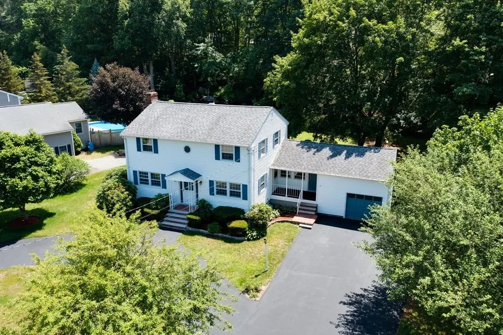 16 Phillip Ave, Burlington