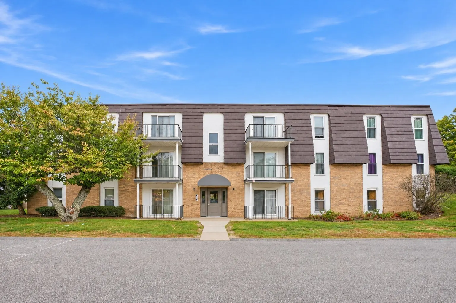 2 Shadowbrook #51, Milford