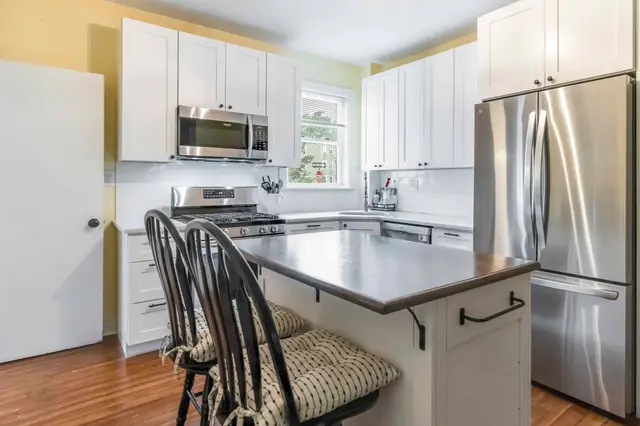 14 Torrey St #1