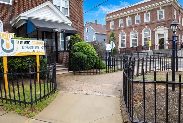 1 Sprague St