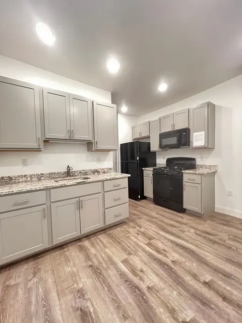 125 Arlington Street #3