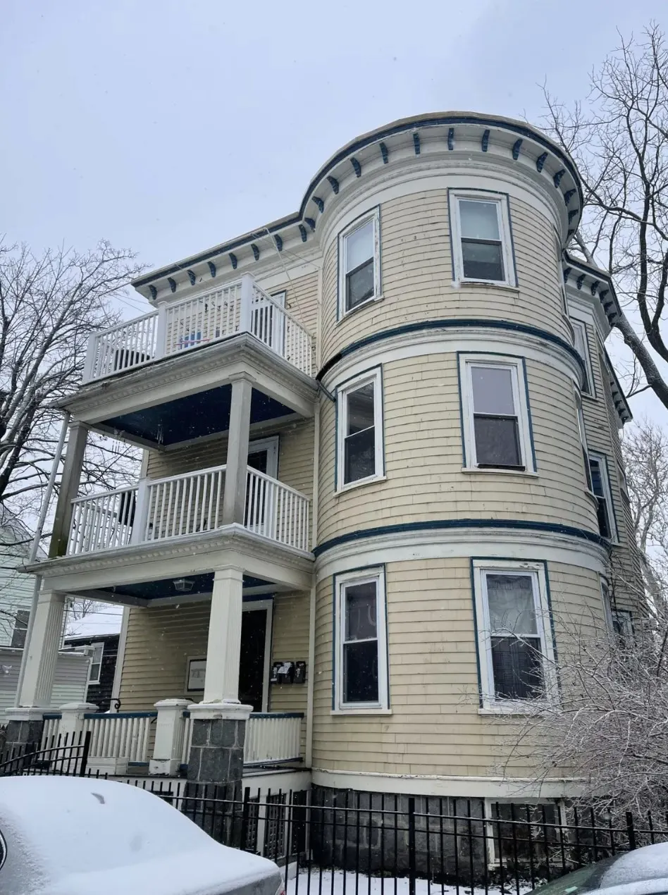 9 Sumner Sq, Boston