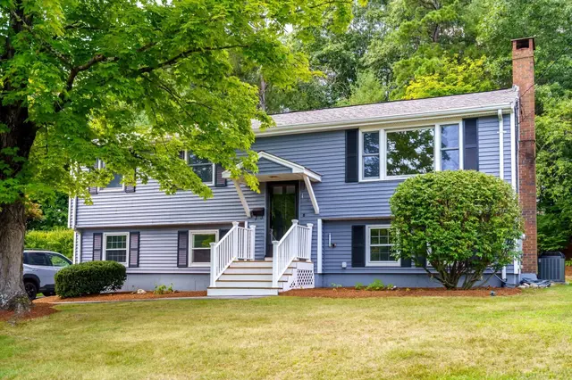 18 Ruthellen Road