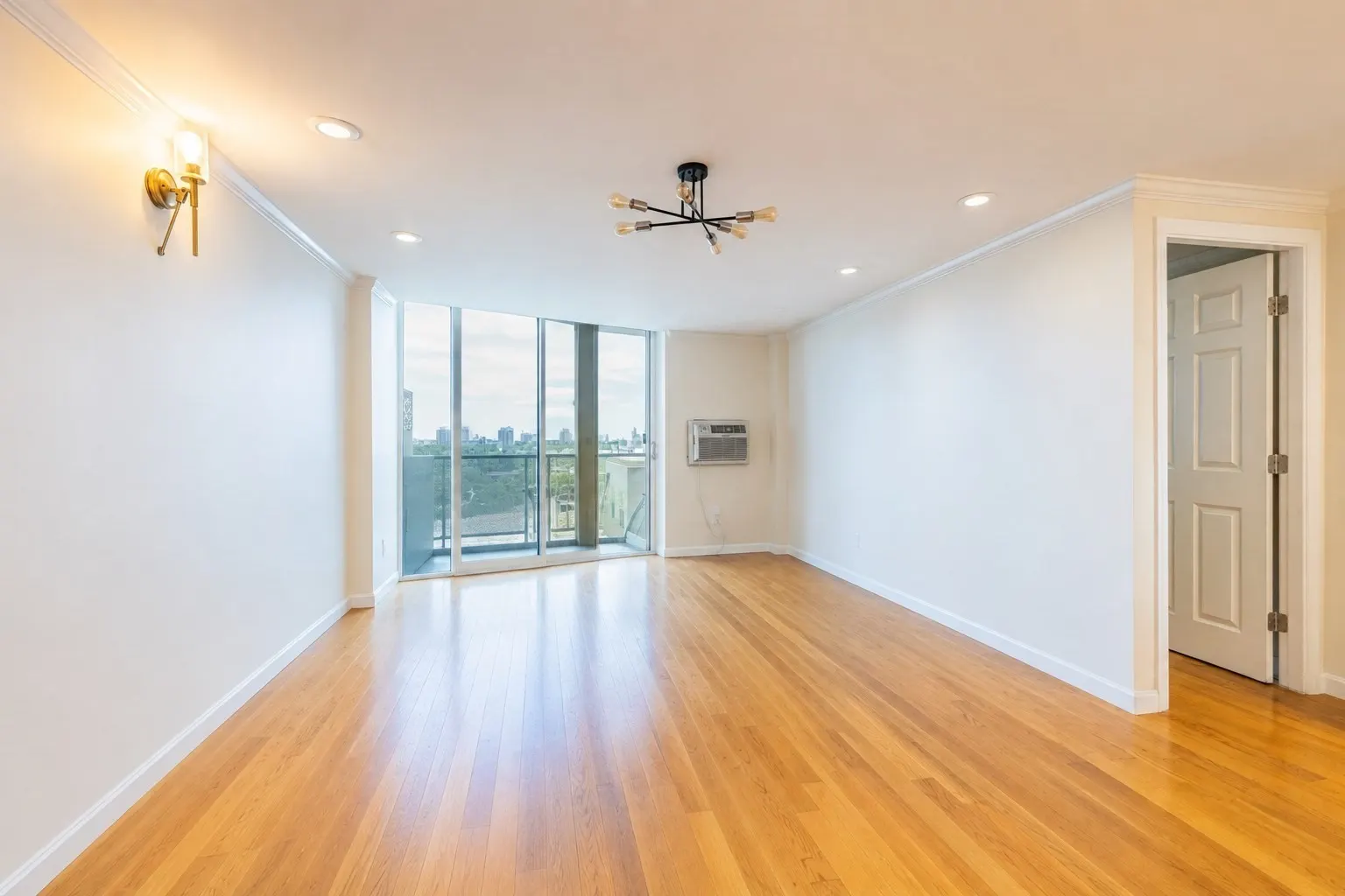 19 Winchester #806, Brookline