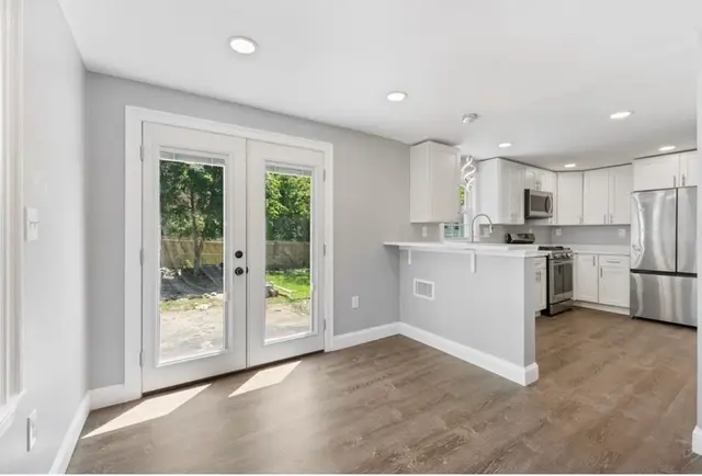 71 Glaside Ave #2