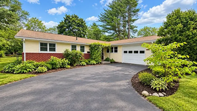 14 Cornell Rd