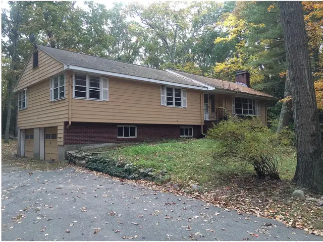 6 Partridge Ln