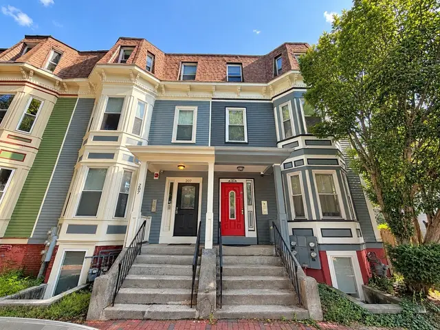 205 Harvard Street