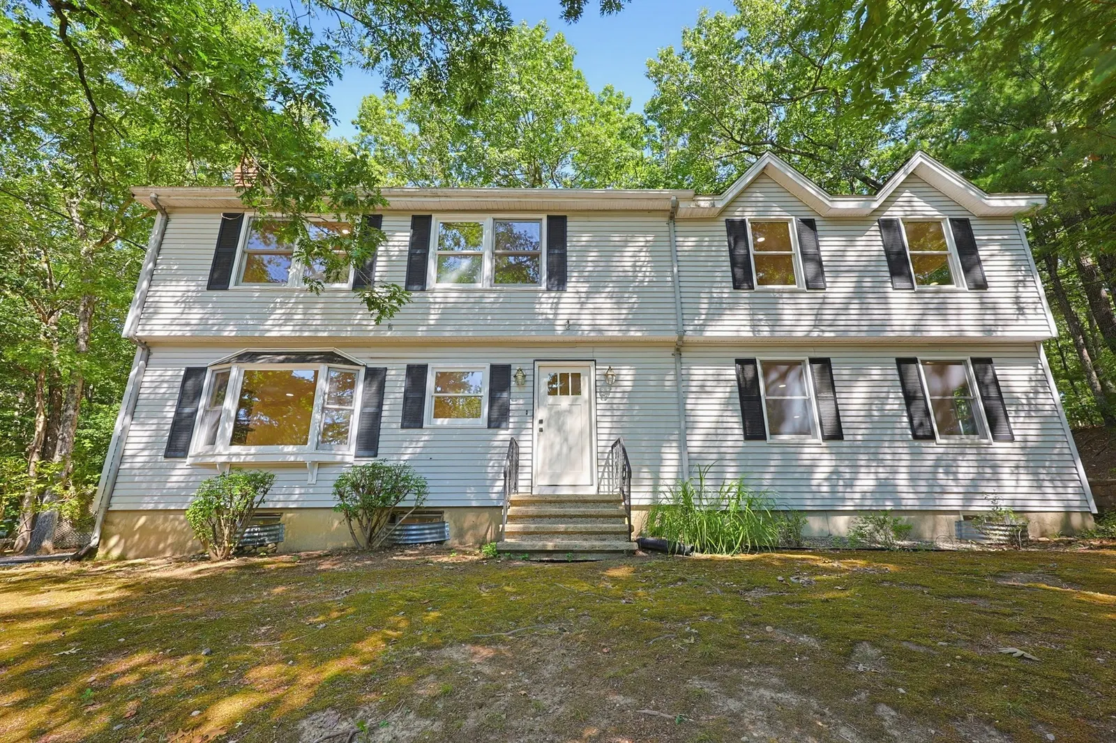 12 White Ave, Concord