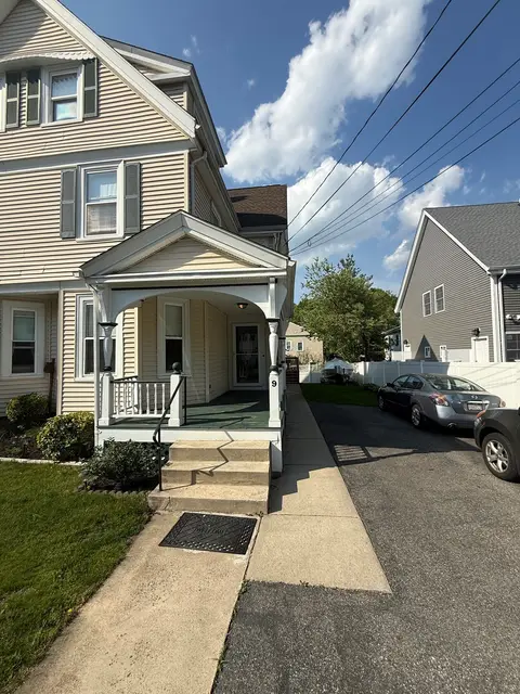 9 Rockland Street #1