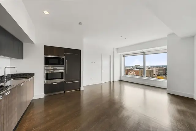 110 Stuart St #19 H