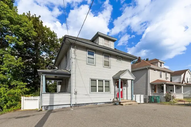 223 Linwood St