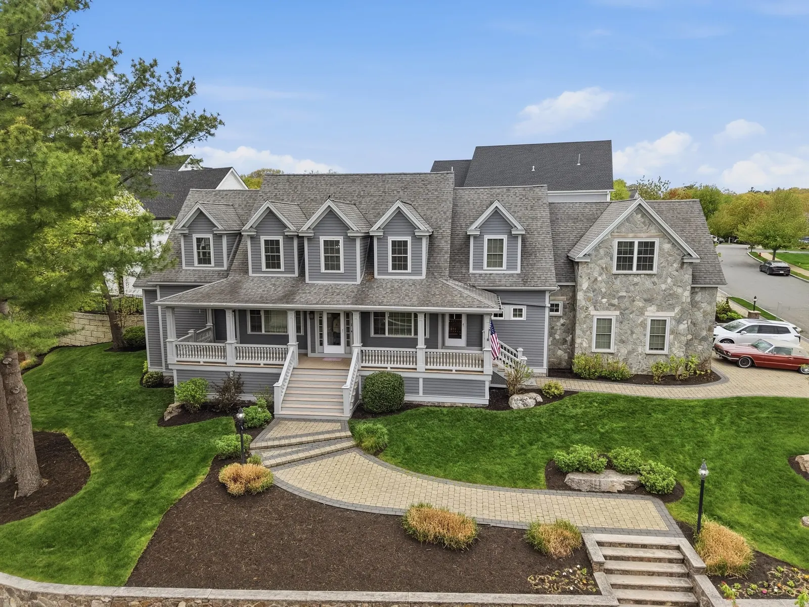1 Twin Springs Drive, Saugus