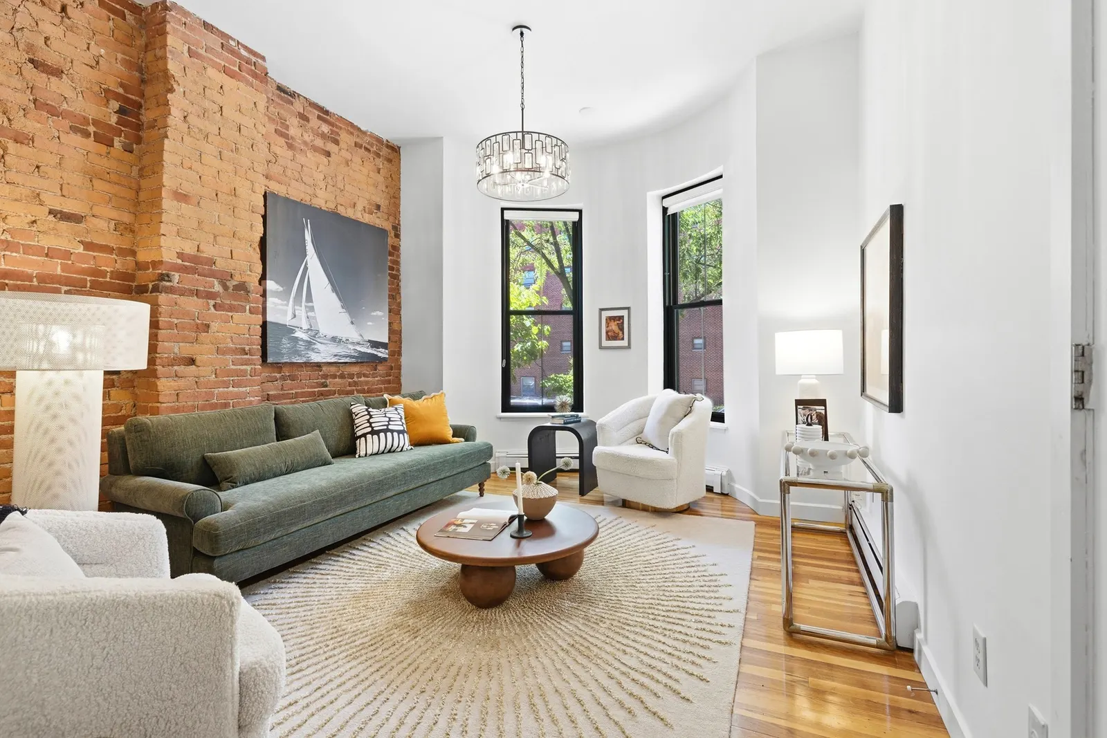 370 Columbus #2, Boston