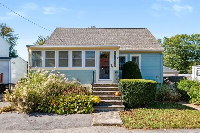 25 Hillcrest Ave