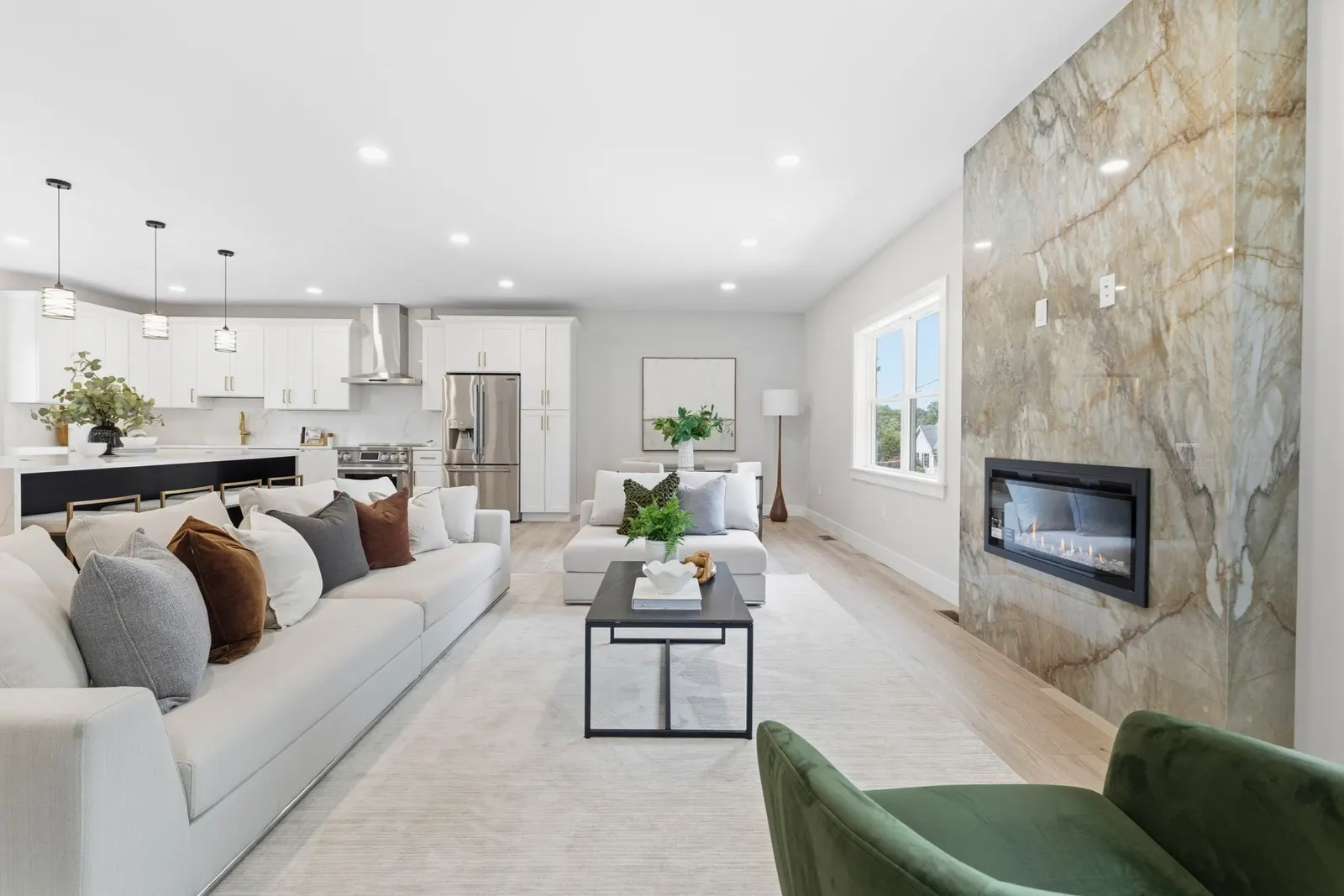 35 Miller Ave, Framingham