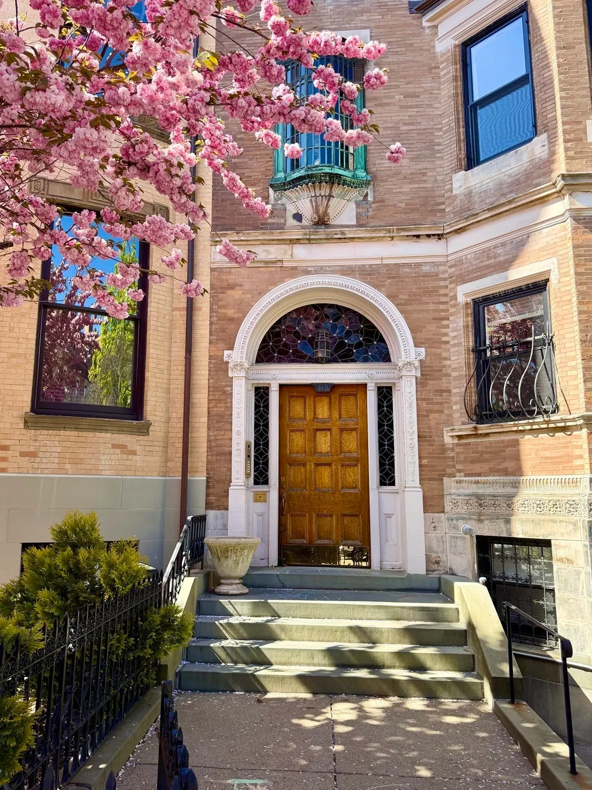 414 Beacon St #PH4, Boston