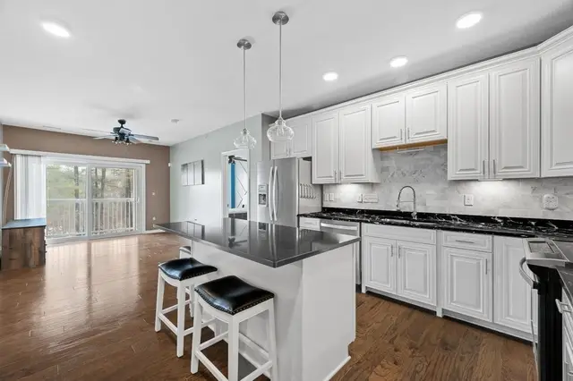 220 Martins Landing #411