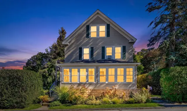 6 Crane Ave