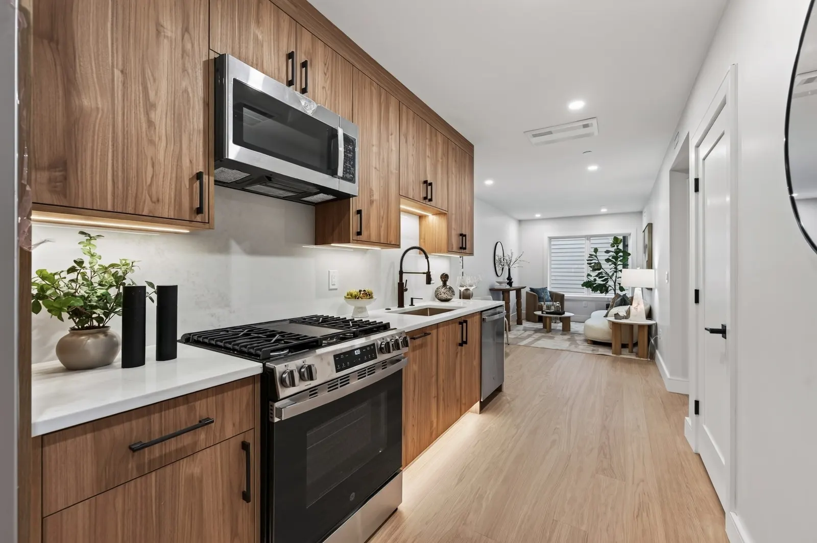 250 Bremen #3, Boston
