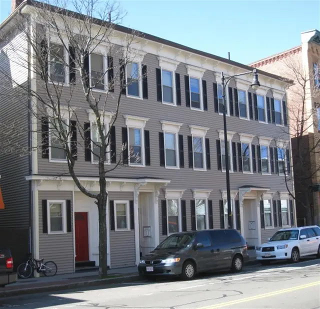 1204 Cambridge St #1