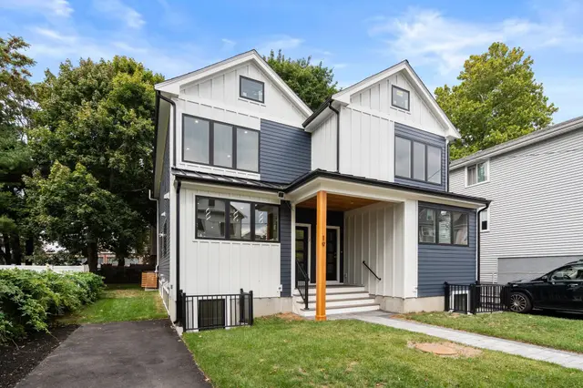 21 Keith St #2