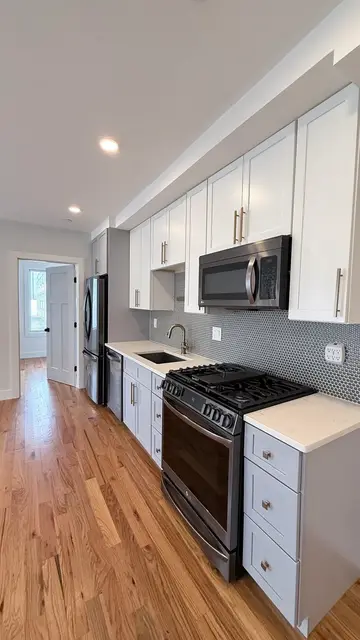 97 Condor Street #5