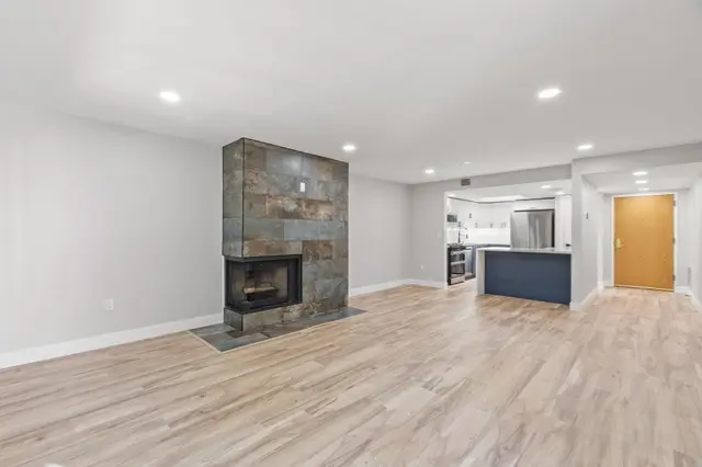 487 Place Ln #487