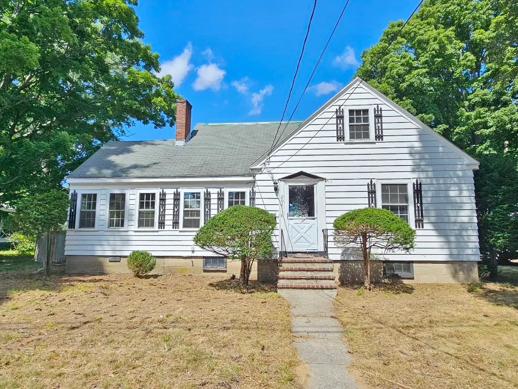 204 Great Rd, Maynard