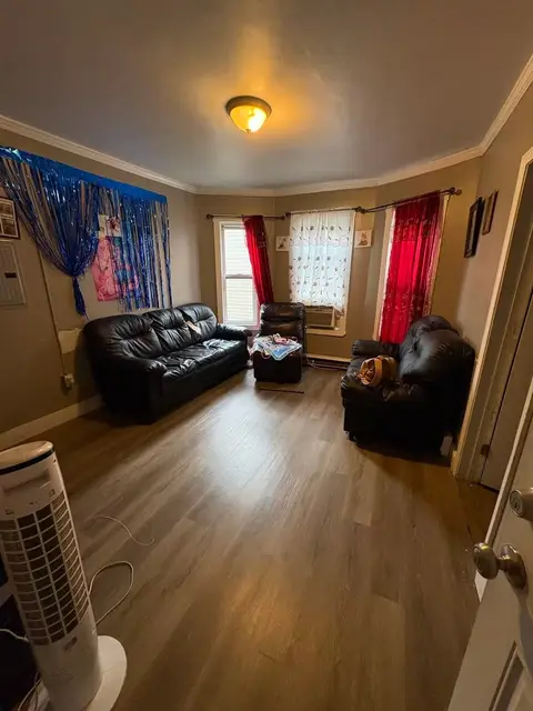 90 Marlborogh #3