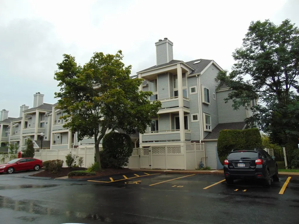 200 Falls Blvd #D111, Quincy