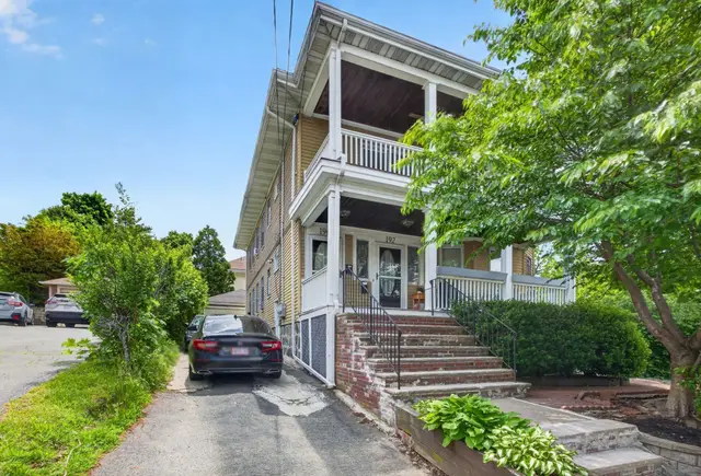 190-192 Kendrick Ave