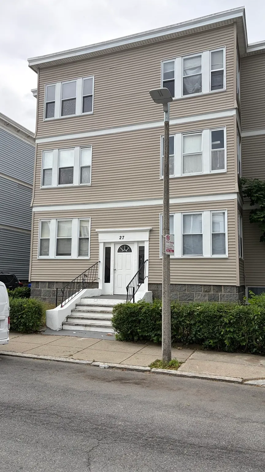 27 Hosmer St #1, Boston