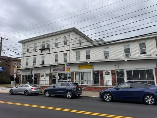 250A Highland Ave