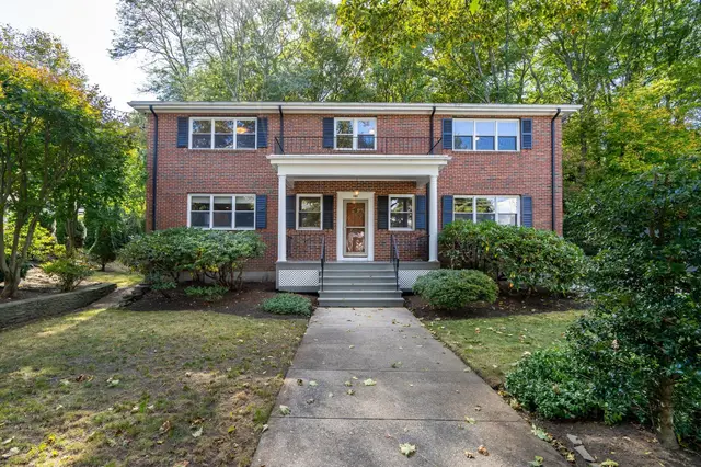 143 Withington Rd
