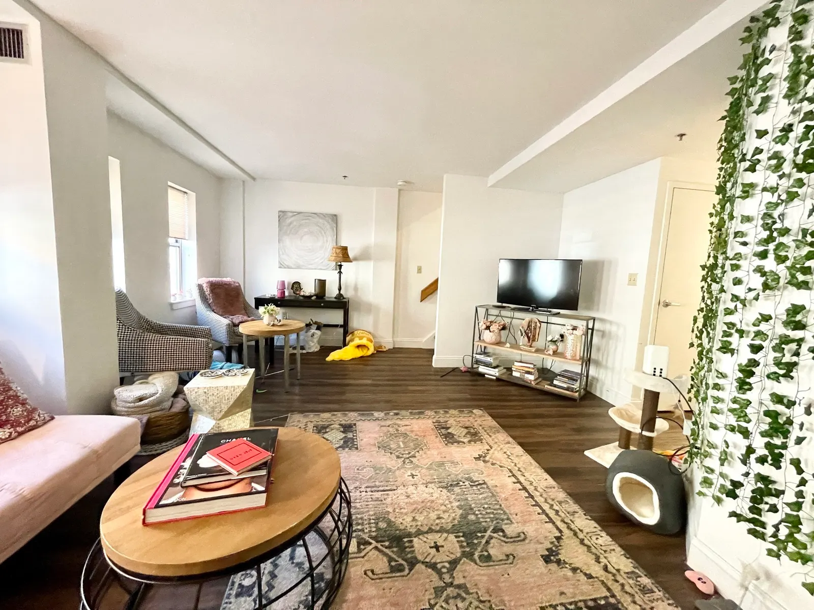 1 Pine St #B, Boston